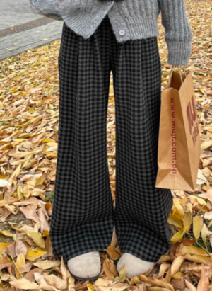 慵懶格紋垂墜落地寬褲